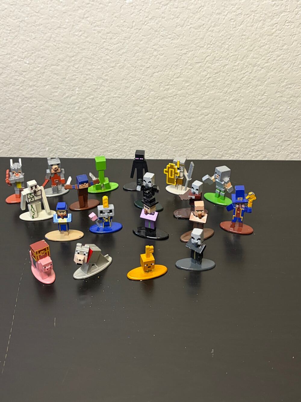 Lot Of 19 Mojang Minecraft Die Cast Metal Nano Figures Jada Toys